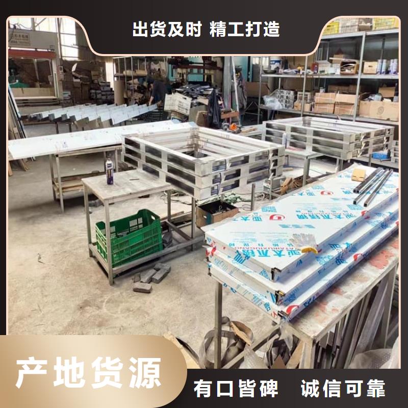 现货供应带脚踏铅门_优质厂家