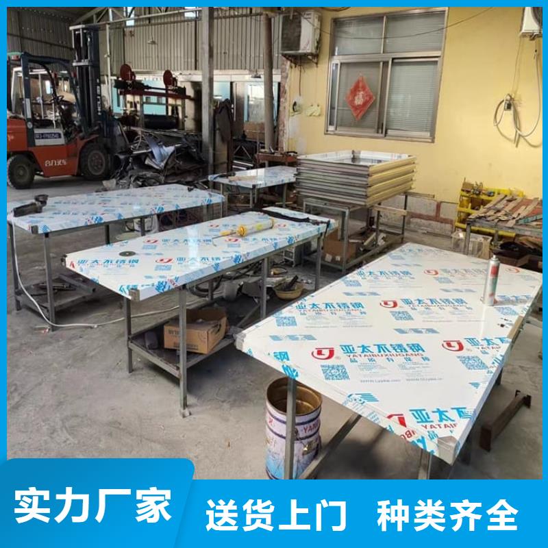 带脚踏铅门现货质量好