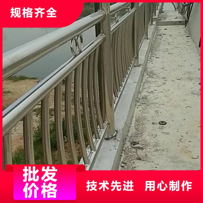 桥梁护栏河道护栏品类齐全