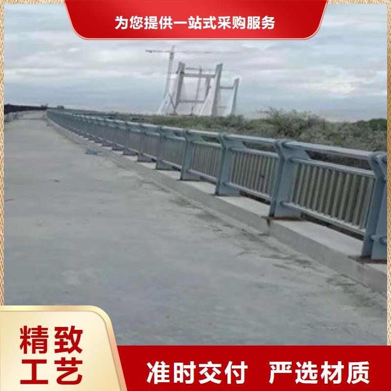 复合管护栏【热镀锌立柱】您身边的厂家