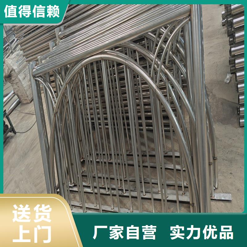 公路高架桥道路护栏上门施工