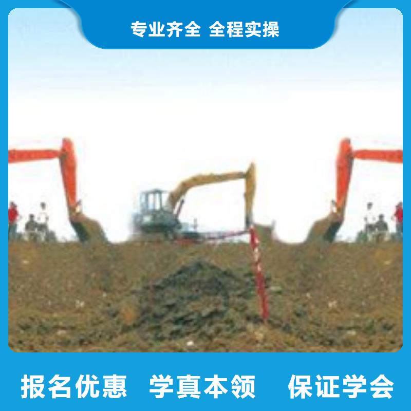 塔吊叉车培训厨师技校排名老师专业