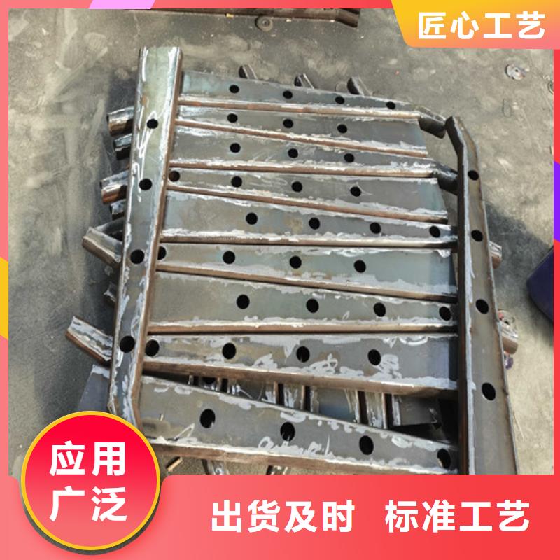 桥梁护栏国道抗冲击围栏一站式供应厂家