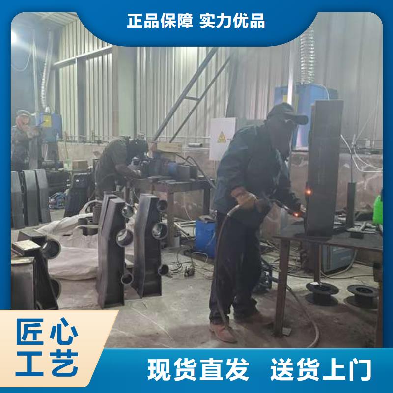 【 防撞护栏源头直供】