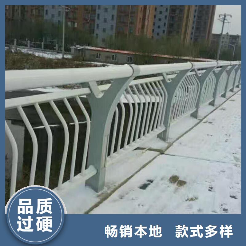 库存充足的公路防撞护栏公司