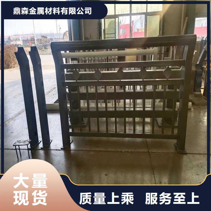 桥梁护栏钢板立柱款式多样