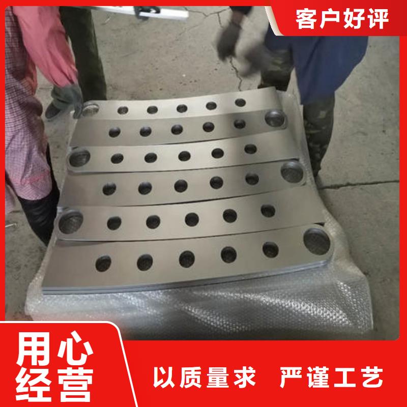 【护栏2】防撞护栏立柱经久耐用