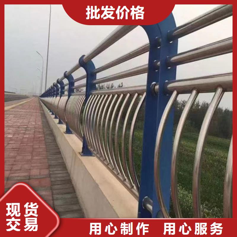 解决方案公路防撞护栏图片